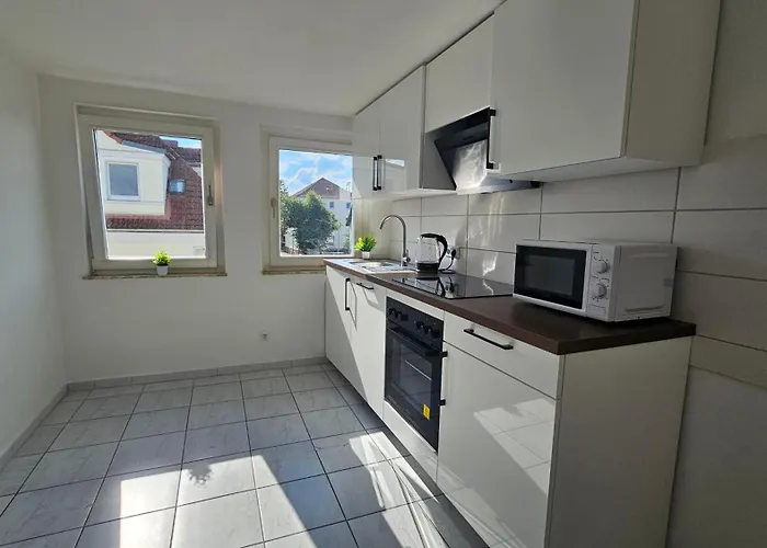 Grosse Vollausgestattete 5-zimmer Mit Parkplatz Naehe Der Autobahnen A2 Und A30