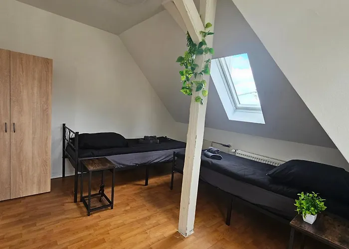 Grosse Vollausgestattete 5-zimmer Mit Parkplatz Naehe Der Autobahnen A2 Und A30 Lejlighed *